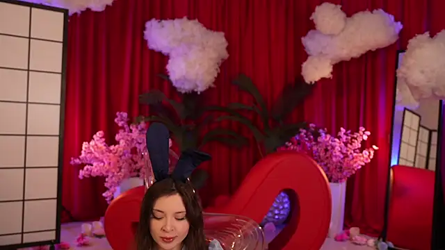 KittyCaitlin online show from March 2025 06:52:01 PM