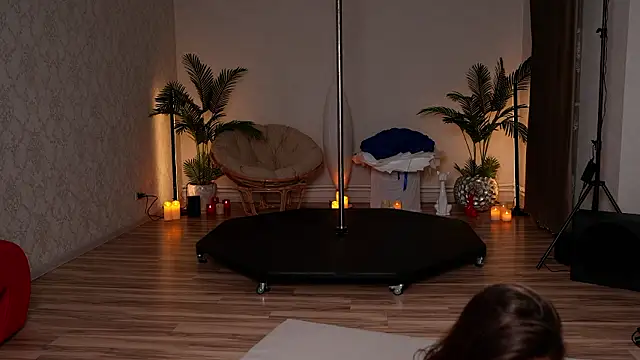 KittyCaitlin online show from March 2026 07:19:01 PM