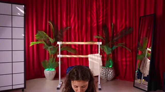 KittyCaitlin online show from September 2025 12:09:02 AM