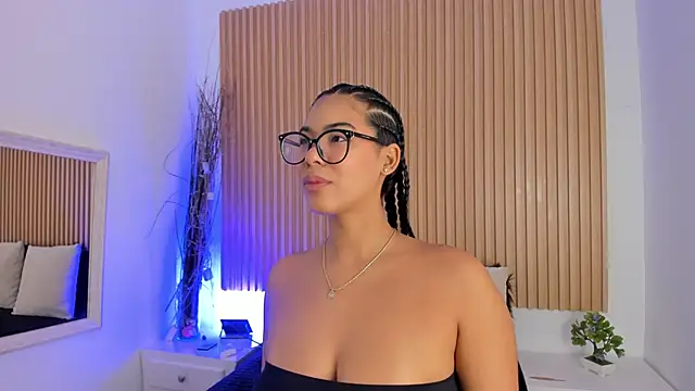 GenesisRuiz online show from April 2026 12:21:02 PM