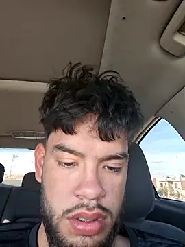 modelo38528061 online show from April 2026 11:11:01 PM