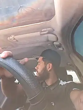 modelo38528061 online show from April 2026 08:26:02 PM