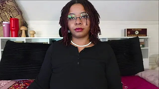 -khayaparker online show from February 2026 07:33:01 PM