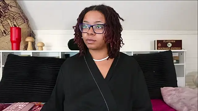 -khayaparker online show from February 2026 01:13:01 PM