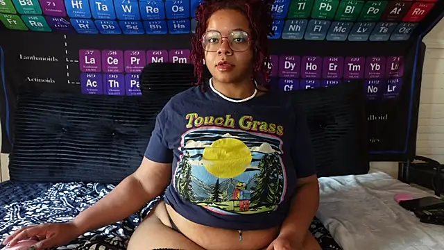 -khayaparker online show from April 2026 05:16:02 PM