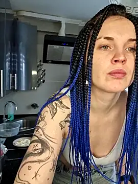 LazyTanukii online show from January 2026 06:50:02 AM