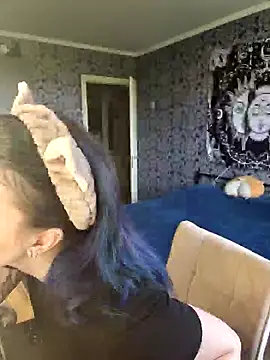 LazyTanukii online show from June 2026 07:03:02 AM