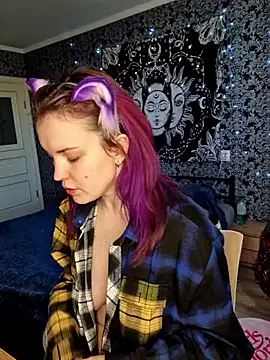 LazyTanukii online show from May 2026 07:13:01 AM