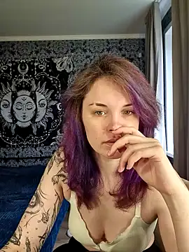 LazyTanukii online show from May 2026 06:30:01 AM