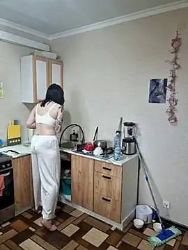 LazyTanukii online show from March 2026 06:33:01 AM