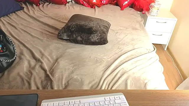 CharmedDoll online show from March 2026 07:16:01 AM