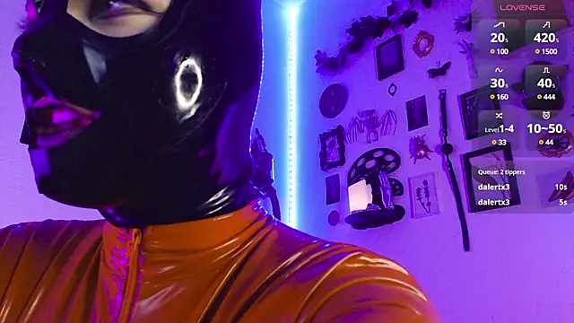 auroralatexprincess online show from March 2025 05:23:01 PM