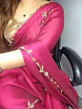 Snapshot of aliyaah_singh chatting on March 2025 09:10:02 PM aliyaah singh online show from March 2025 09:10:02 PM