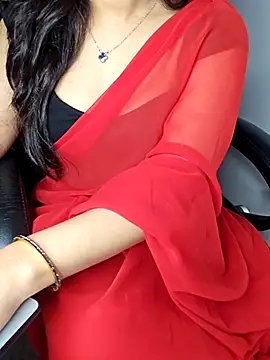 Snapshot of aliyaah_singh chatting on October 2025 06:09:02 PM aliyaah singh online show from October 2025 06:09:02 PM