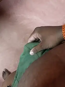 Snapshot of dinesh682 chatting on April 2026 06:31:02 AM dinesh682 online show from April 2026 06:31:02 AM