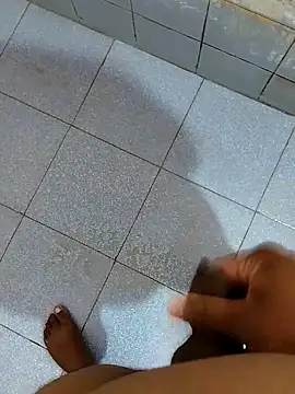 Snapshot of dinesh682 chatting on October 2025 11:03:01 PM dinesh682 online show from October 2025 11:03:01 PM