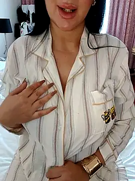 Queen sousou online show from March 2026 06:57:02 AM