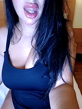 Queen sousou online show from May 2026 07:52:01 PM