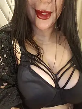 Queen sousou online show from January 2026 11:22:01 PM