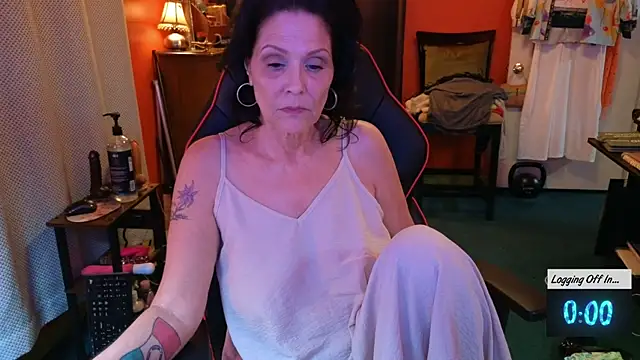 Snapshot of Good-Juju chatting on March 2025 03:32:02 AM Good-Juju online show from March 2025 03:32:02 AM