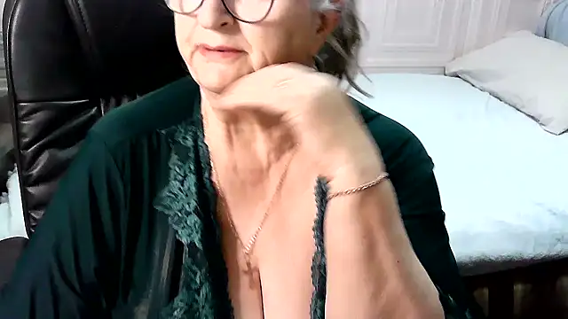 LolkaAlyss online show from March 2026 06:15:01 PM