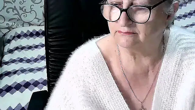 LolkaAlyss online show from March 2025 01:08:02 AM