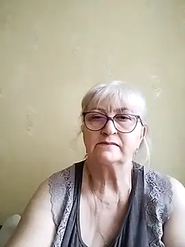 LolkaAlyss online show from September 2025 03:40:01 PM