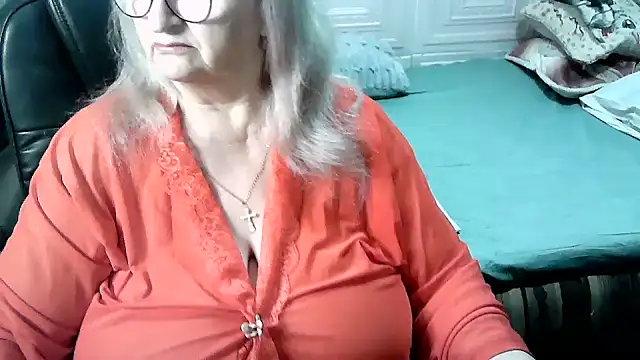 LolkaAlyss online show from January 2026 06:09:01 AM