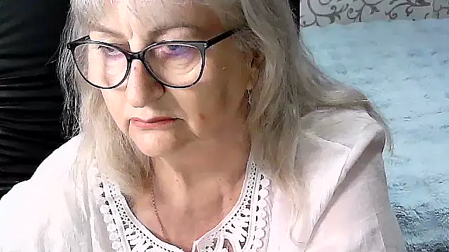 LolkaAlyss online show from October 2025 08:15:02 AM