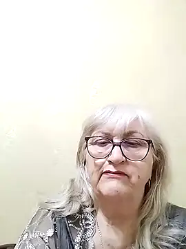 LolkaAlyss online show from October 2025 07:07:02 PM