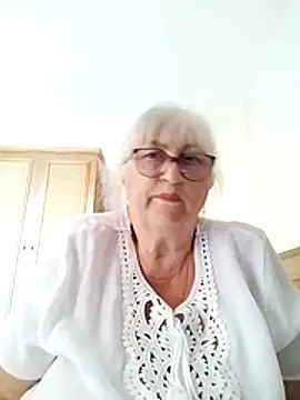 Snapshot of LolkaAlyss chatting on June 2026 01:39:02 PM LolkaAlyss online show from June 2026 01:39:02 PM