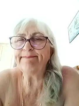 Snapshot of LolkaAlyss chatting on June 2026 12:00:02 PM LolkaAlyss online show from June 2026 12:00:02 PM