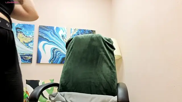 Snapshot of BattyMoll chatting on September 2025 03:40:02 PM BattyMoll online show from September 2025 03:40:02 PM