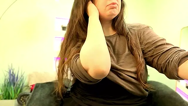 BattyMoll online show from December 2025 08:45:02 PM