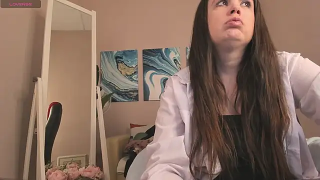 Snapshot of BattyMoll chatting on March 2025 12:53:01 AM BattyMoll online show from March 2025 12:53:01 AM