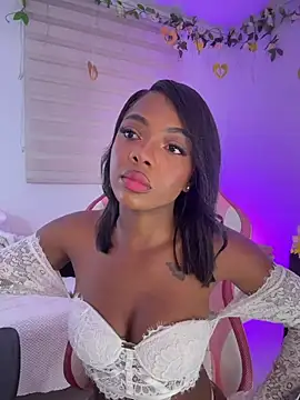 Vane Rossee online show from June 2026 12:08:01 AM
