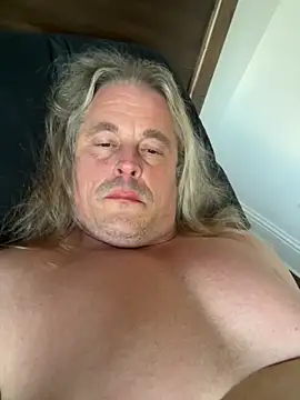 zeus337 online show from November 2025 09:19:01 PM