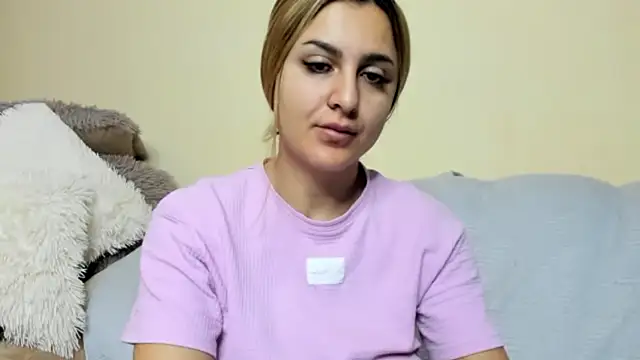 NicolePlay online show from February 2026 04:59:02 AM