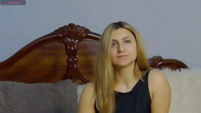 NicolePlay online show from February 2026 09:06:02 AM