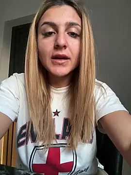 NicolePlay online show from March 2026 04:59:02 AM