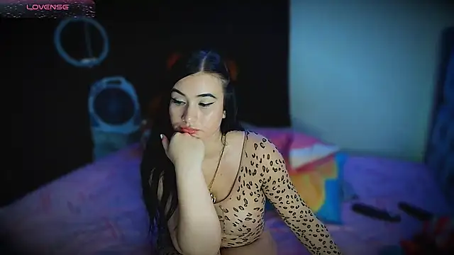 Snapshot of Mishukitty chatting on March 2025 03:13:02 PM Mishukitty online show from March 2025 03:13:02 PM