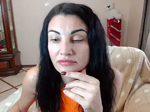 Snapshot of Karina8571 chatting on December 2025 08:35:01 AM Karina8571 online show from December 2025 08:35:01 AM