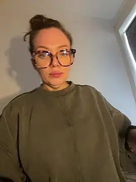 FemDom RubyKnightXXO online show from March 2026 04:33:02 PM