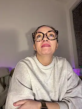 Snapshot of FemDom_RubyKnightXXO chatting on November 2025 05:35:01 PM FemDom RubyKnightXXO online show from November 2025 05:35:01 PM