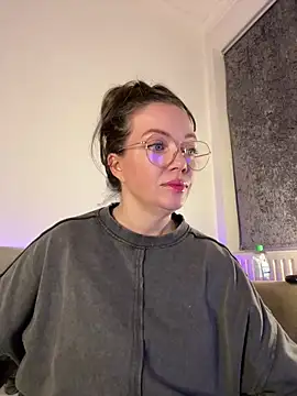 FemDom RubyKnightXXO online show from October 2025 06:27:01 PM
