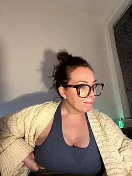 FemDom RubyKnightXXO online show from January 2026 06:59:02 PM