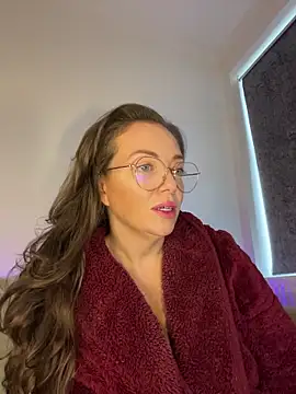 Snapshot of FemDom_RubyKnightXXO chatting on October 2025 12:17:01 PM FemDom RubyKnightXXO online show from October 2025 12:17:01 PM