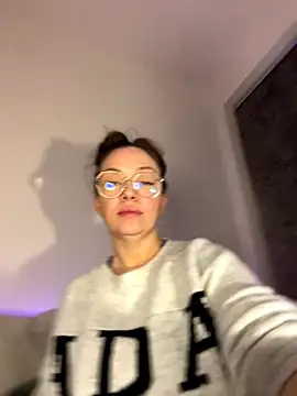 Snapshot of FemDom_RubyKnightXXO chatting on December 2025 10:32:01 PM FemDom RubyKnightXXO online show from December 2025 10:32:01 PM