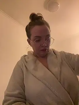 FemDom RubyKnightXXO online show from February 2026 08:20:01 PM