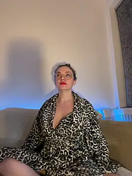 FemDom RubyKnightXXO online show from February 2025 06:55:01 PM